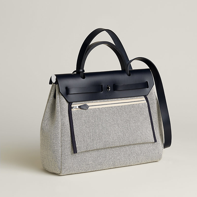 H Plume Canvas Travel Storage Bag - Image 4