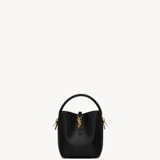 LE 37 small glossy leather handbag