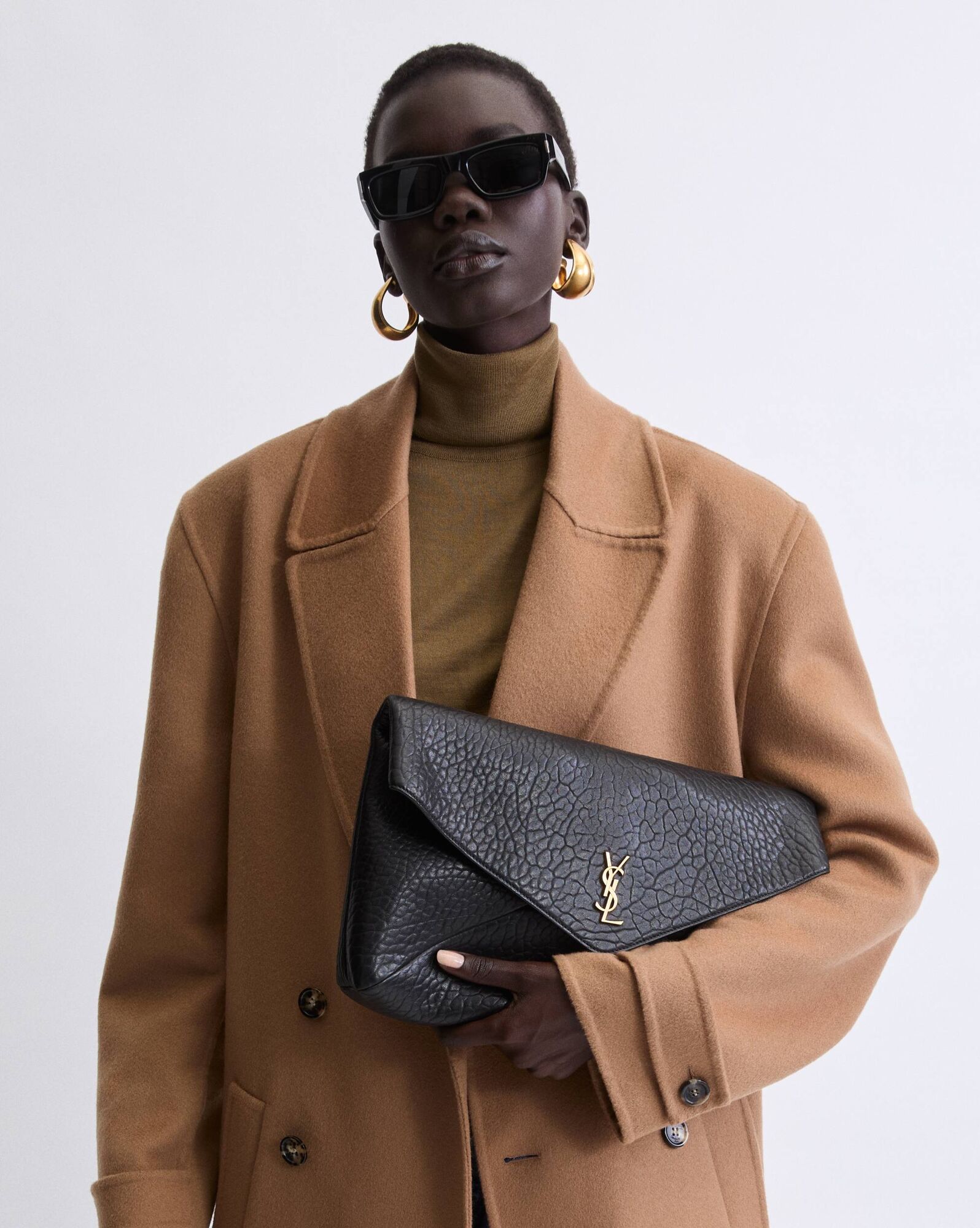 LE CASSANDRE Large Sheepskin Leather Chain Handbag - Image 2