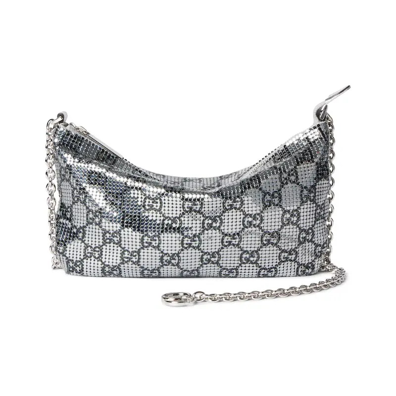 Metal banquet bag with hanging accessories