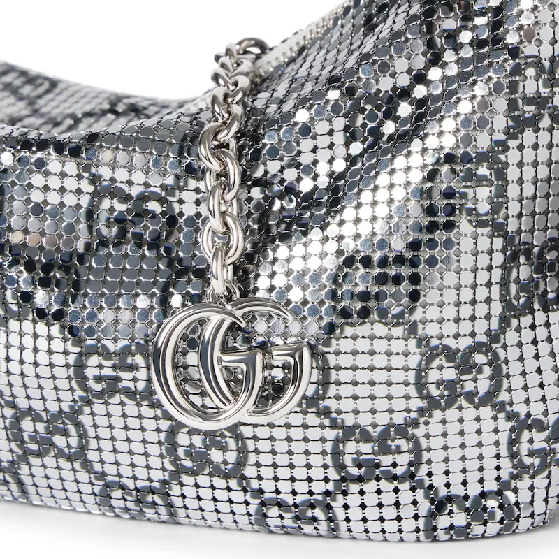 Metal banquet bag with hanging accessories - Image 4