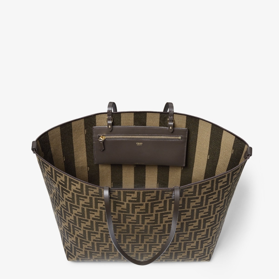 Roll large handbag - Image 5