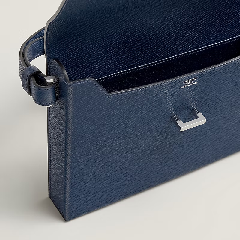 Tout en Carre handbag - Image 3