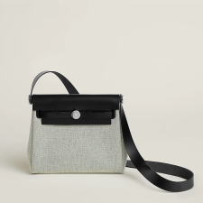 Garbage Zip 20 Shoulder Backpack