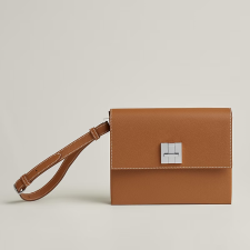 Tout en Carre handbag