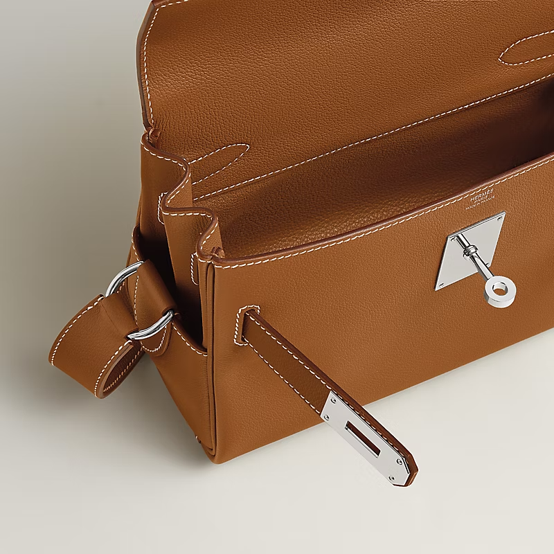 Kelly's messenger bag - Image 2