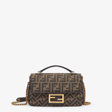 Baguette ® Medium chain handbag