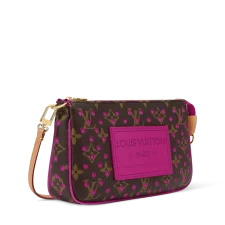 路易威登-pochette-accessoires-手袋-其他monogram-帆布-小型皮具–M29001_PM1_Side view